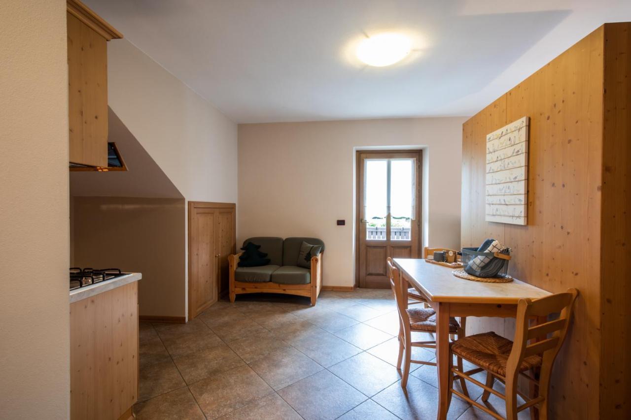 Marangon Apartments Sùtrio Екстериор снимка