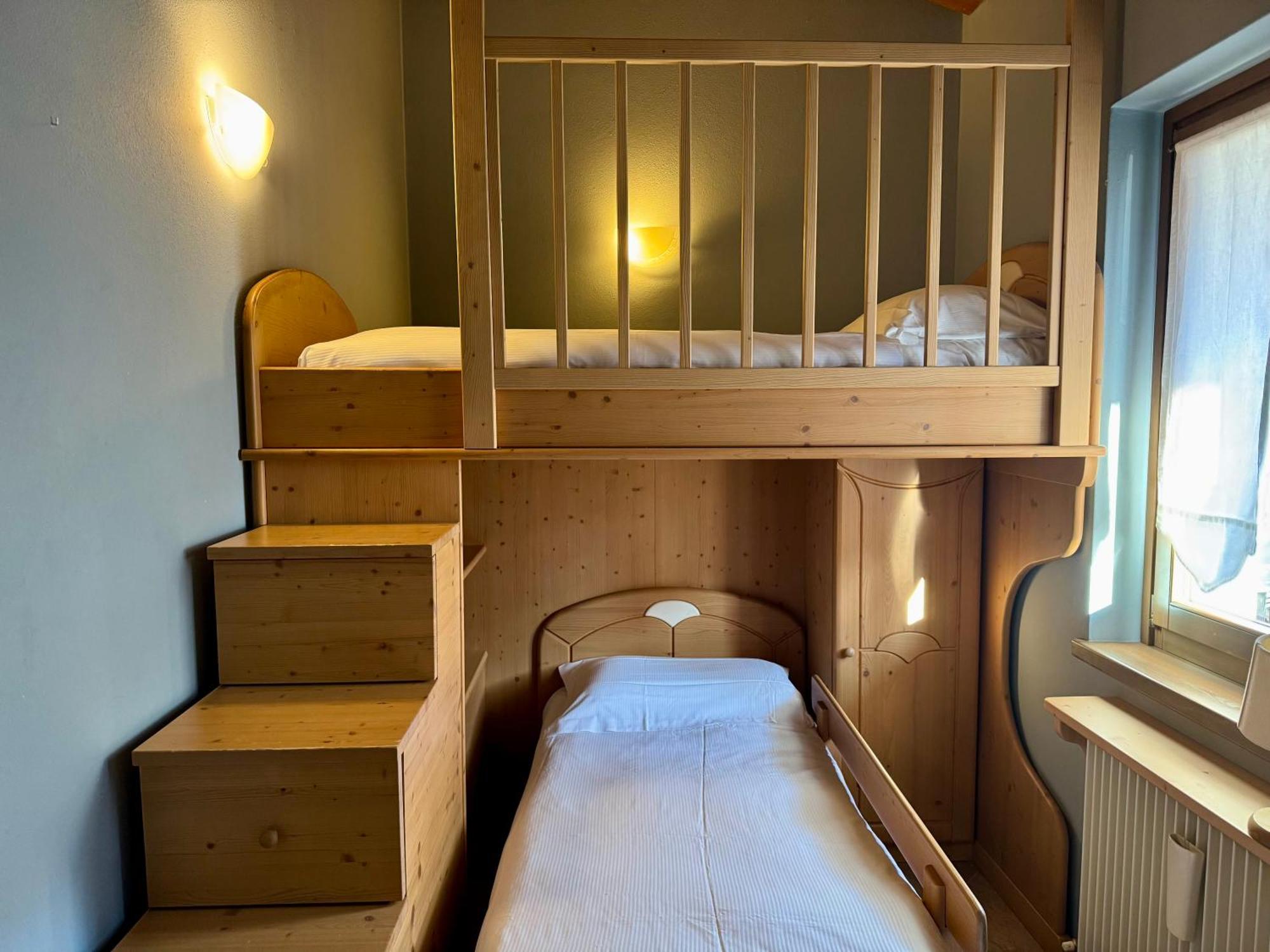 Marangon Apartments Sùtrio Екстериор снимка