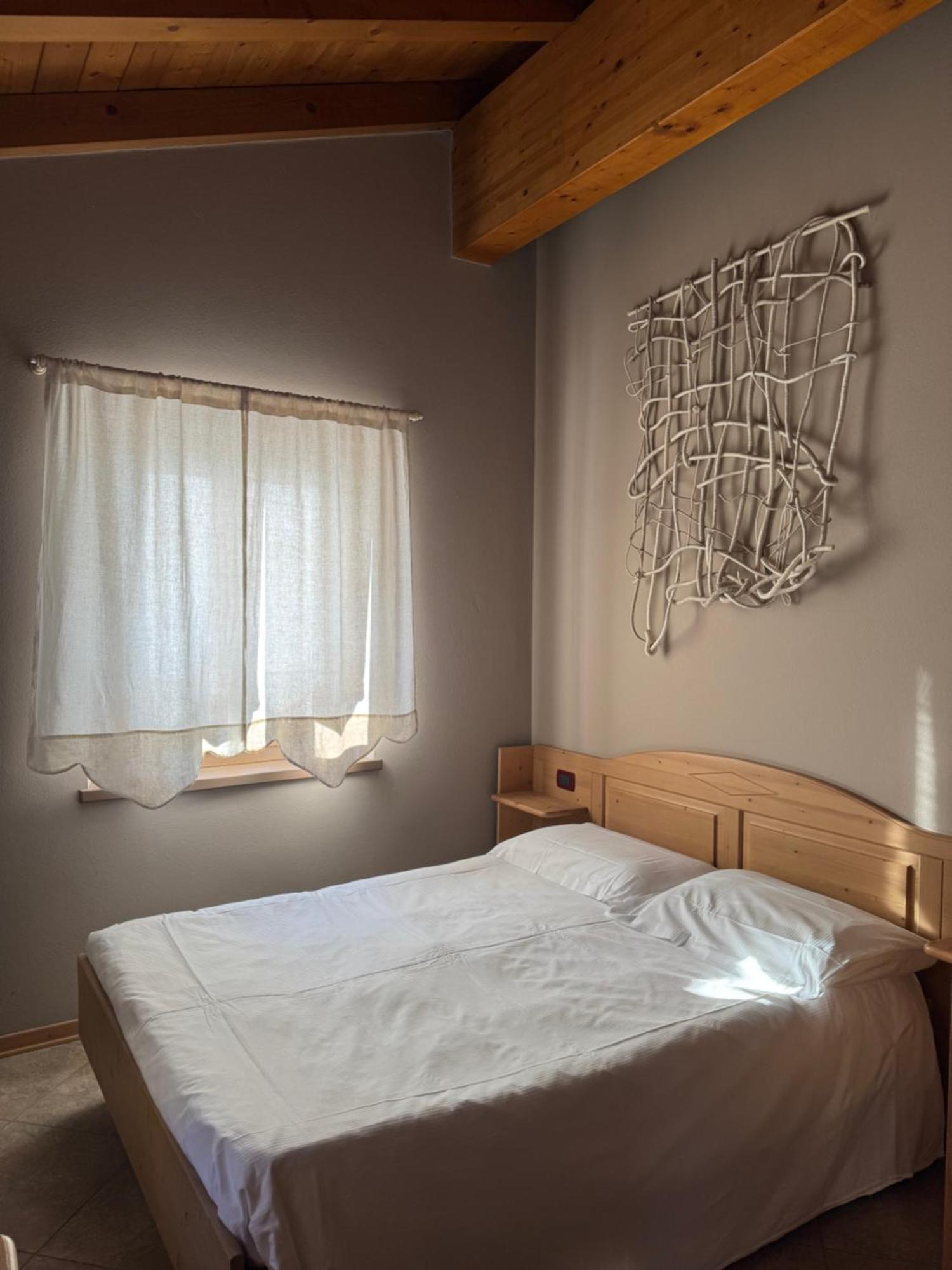 Marangon Apartments Sùtrio Екстериор снимка
